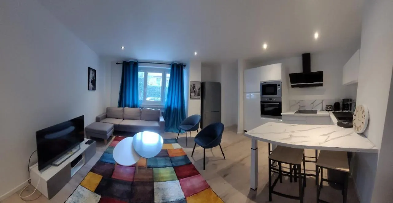 Appart Maasso Cite Design Apartment Saint-Etienne  France