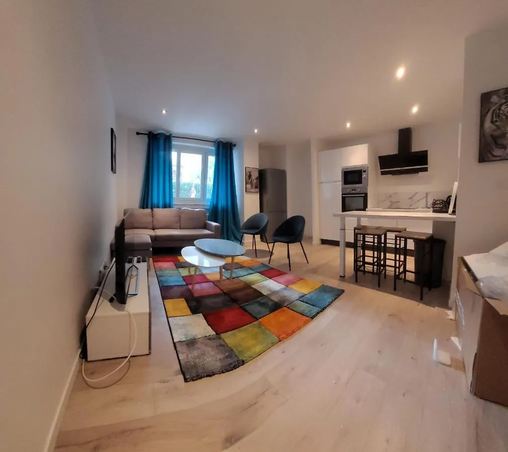 Appart Maasso Cite Design Apartment Saint-Etienne  0*, Saint-Etienne (Loire)